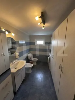 Casă de vânzare,  zonă deosebită , teren generos,Sălișca - imagine 6