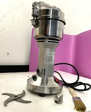 Grinder Royalty Line 850W   Puternic si Compact! - imagine 4