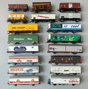 Vagoane marfa trenulet electric Roco H0