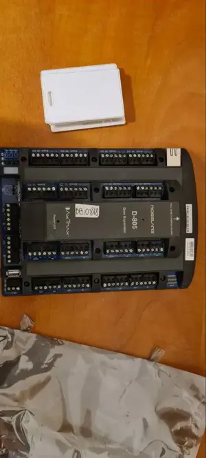 Centrala Rosslare AC825IP cu modul suplimentar D-805 - imagine 2