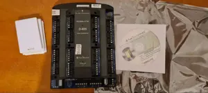 Centrala Rosslare AC825IP cu modul suplimentar D-805