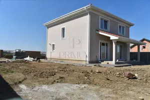 Casa individuala - garaj- finisaje premium - asfalt - toate utilitatile