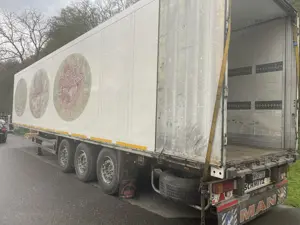Semiremorcă marca Schmitz izoterma foarte bine antretinuta  - imagine 6