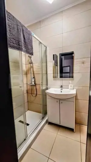 Garsoniera moderna de vanzare, 38 mp, in zona Centrul Istoric - imagine 5