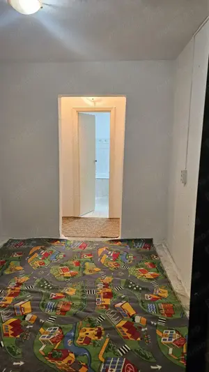 2 cam decomandat etaj intermediar zona Lipovei