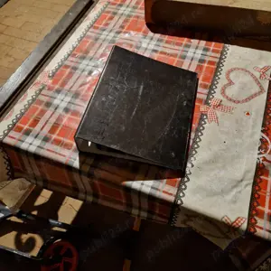 Bibliorafturi stare impecabila