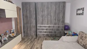 Vand apartament 2 camere decomandat in Deva, zona 22 Decembrie,  55 mp, mobilat, utilat 2 balcoane - imagine 3