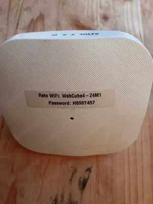 Router Huawei 4G, cu Wi-Fi