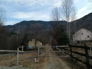 Vand teren intravilan 526 mp, Malaia, Valcea