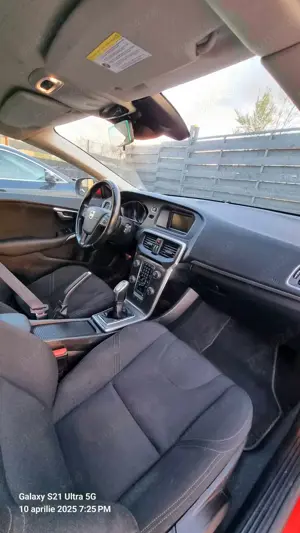 Volvo V40 an fab - 2013 - 1,6 diesel D2 YOU - imagine 5