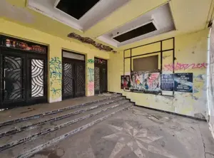 A10   2 spatii comerciale ultracentral in Bacau spre închiriere  - imagine 2 A10   2 spatii comerciale ultracentral in Bacau spre închiriere  - imagine 2