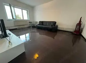 A 46 Proprietarul vinde in Bacău , Bistrița Lac, etaj 1 , apartament confort 1 ,4 camere, - imagine 4