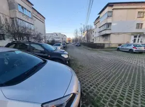 A 41 Apartament 2 camere,decomandat, spațios ,bucătărie mare , Fiald etaj 2 - imagine 6