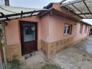 A 39 Proprietarul vinde in Buhuși ,casa 3 camere  la strada ,  - imagine 12