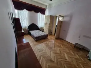 A 33 Proprietarul vinde casa energiei gara  construita acum 3 an din cărămidă , - imagine 3