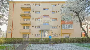 Apartament 2 cam de închiriat în Astra