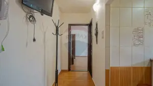 Apartament 2 cam de închiriat în Astra