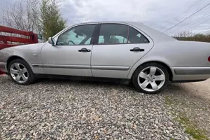 Mercedes-Benz E-Class W210 E200 - Benzina, Automata, Stare Excelenta - imagine 9