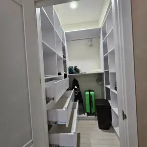 Inchiriere apartament 2 camere  aproape de metrou - imagine 5