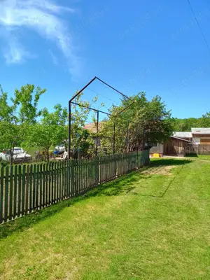 Botosani - 15 min, Casa cu teren de 2500 mp - 22 eur mp - si loturi individuale  - imagine 8