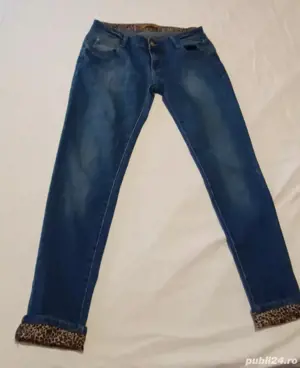 blugi 46 cu insertie de leopard