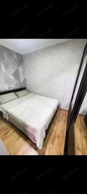 Garsoniera de vanzare in zona Giurgiului