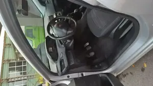  Peugeot  208  108000km - imagine 5