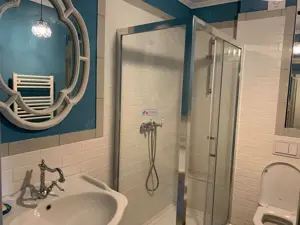 Vanzare apartament 3 camere modern bloc nou in Centru- strada Paris - imagine 8 Vanzare apartament 3 camere modern bloc nou in Centru- strada Paris - imagine 8