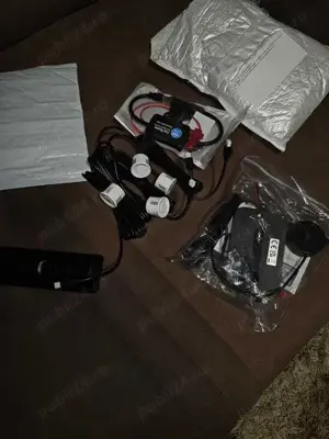 Vand senzori parcare spate culoarea alb si amplificator antena ANDROID