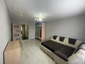 de vanzare apartament 2 camere Aparatorii Patriei - imagine 4