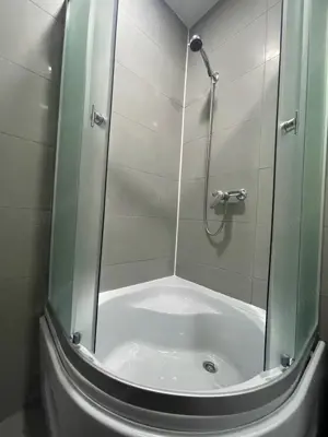 de vanzare apartament 2 camere Aparatorii Patriei - imagine 2