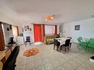 Casa Pitesti cu deschidere la Bulevard - imagine 7