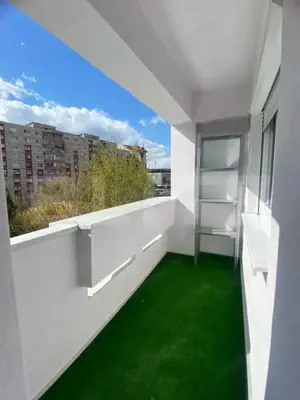 Apartament ultracentral de vânzare , 2 camere -renovat complet  - imagine 7