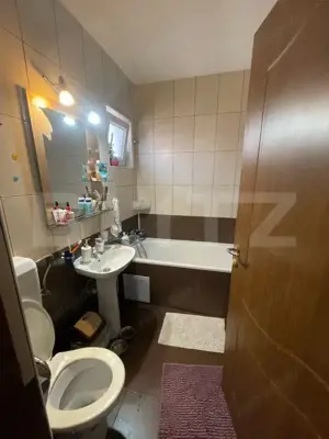 Casa cu 3 camere, 90 mp, 2 anexe gospodaresti si teren de 3000 mp, zona Crucisor - imagine 10