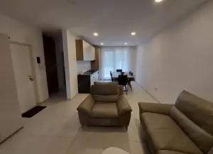 2 camere la doar 4 minute de hotel IQ GIROC BRAYTIM - imagine 6