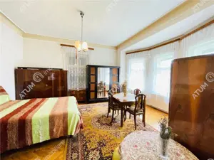 Casa individuala 4 camere decomandate 1000 mp teren zona Blv Victoriei - imagine 6