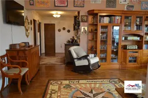 Casa Tip Mediteranean de Vanzare Zona Unirii - imagine 2