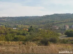 Teren la câteva minute de centrul orașului cu panoramic spre lac - imagine 2