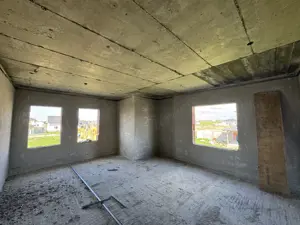 Sacalaz, 1/2 Duplex pe Etaj, 4 Camere,2 Bai,Terasa Acoperita - imagine 4