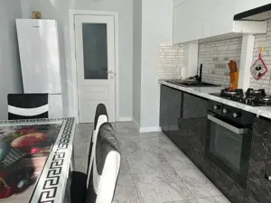 Vanzare apartament 2 camere Baneasa - imagine 4