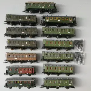 Vagoane de calatori trenulet electric, Roco.