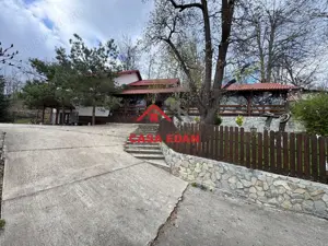 Casa in Bustenari-- 199.000e