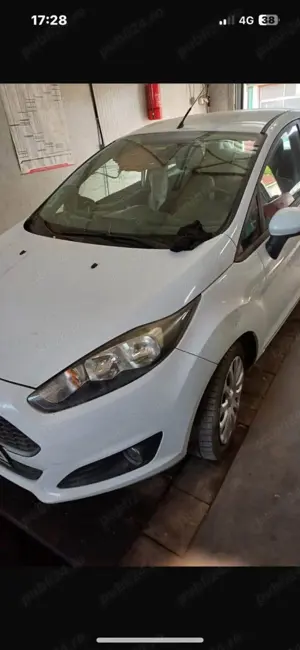 Se dezmembrează Ford fiesta 2016 - imagine 2