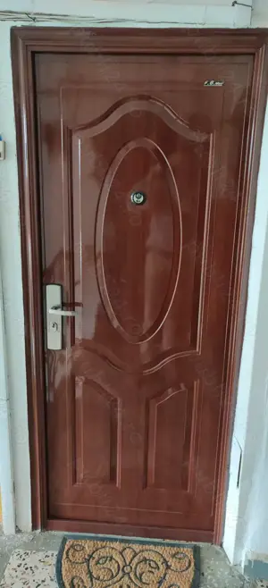 Apartament doua camere de vânzare complet mobilat și utilat.