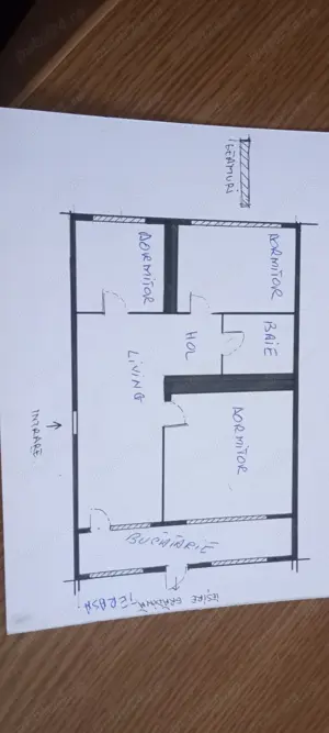 Apartament 3 dormitoare și living - imagine 9