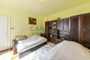 Imobil, 2 apartamente suprafata 35 mp fiecare, mansarda amenajata, ultracentral - imagine 3