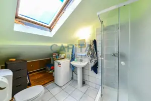 Imobil, 2 apartamente suprafata 35 mp fiecare, mansarda amenajata, ultracentral - imagine 2