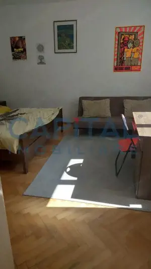 Imobil, 2 apartamente suprafata 35 mp fiecare, mansarda amenajata, ultracentral - imagine 12