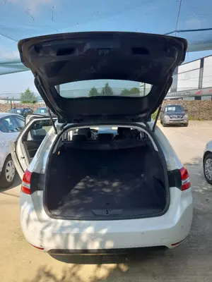 Peugeot 308 Alb, 2017, 1.6 Diesel, 120 cp, 6+1 L255 - imagine 7