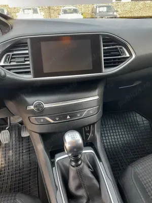 Peugeot 308 Alb, 2017, 1.6 Diesel, 120 cp, 6+1 L255 - imagine 10